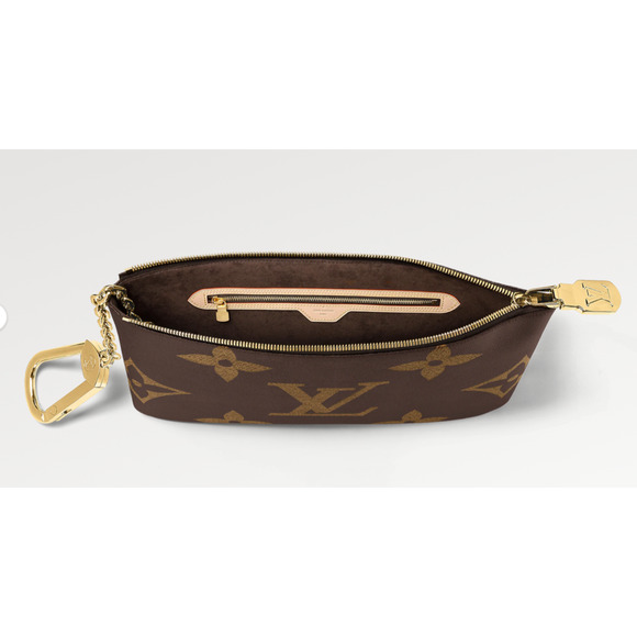 Louis Vuitton Pochette Clés XL Giant Key Pouch Monogram Brown Chain Runway Bag - Picture 11 of 12